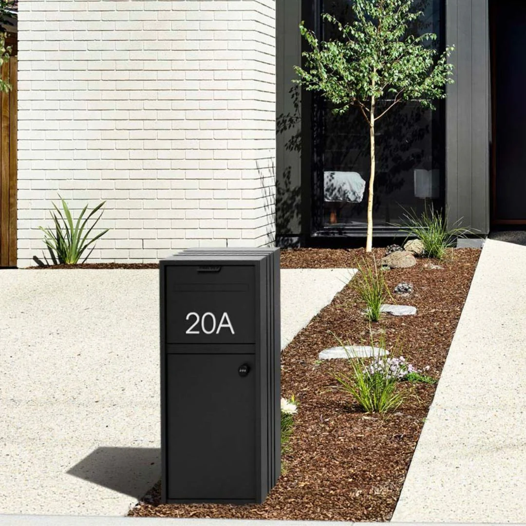 Bondi Parcel Pillar Letterbox - Black - Image 4